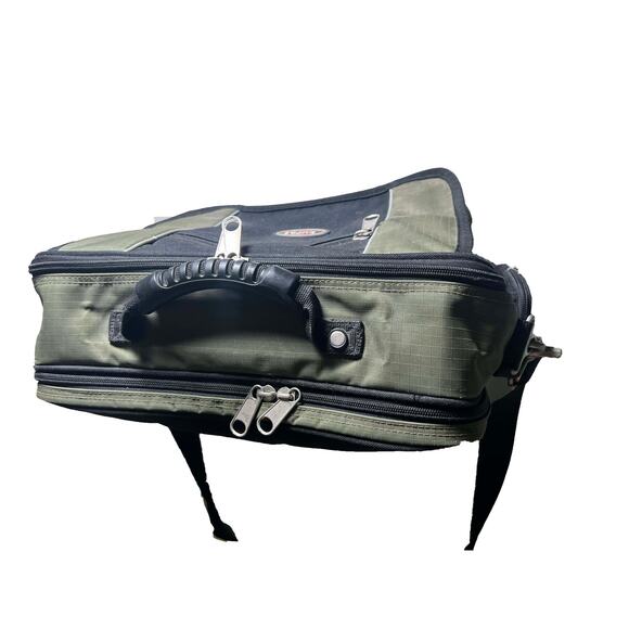 Lucas Gear Laptop Case - Picture 3 of 3